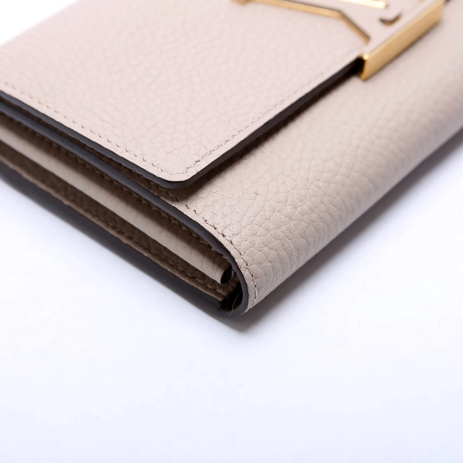 Capucines Wallet Large Plain